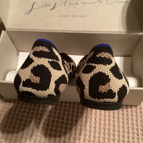 Rothy’s - Picture 4 of 4